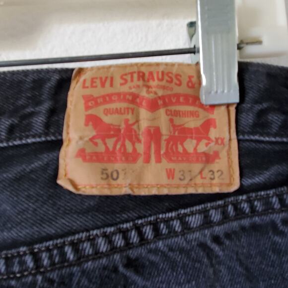 Vintage Levis 501 Mens 31x32 Black Button Fly Straight Leg Faded Frayed Faded - Picture 5 of 10